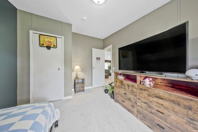 6520 E CR 1000 N, Evanston, IN 47531