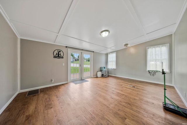 6520 E CR 1000 N, Evanston, IN 47531