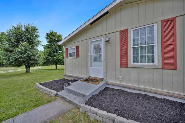 6520 E CR 1000 N, Evanston, IN 47531