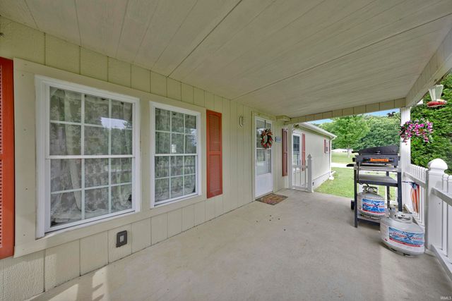 6520 E CR 1000 N, Evanston, IN 47531