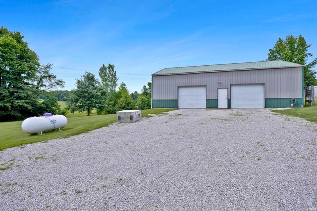 6520 E CR 1000 N, Evanston, IN 47531