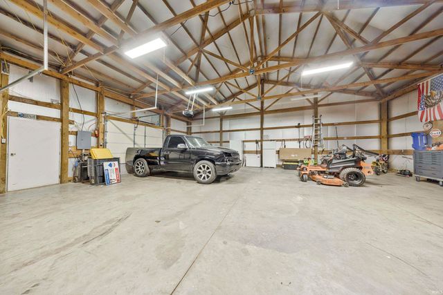 6520 E CR 1000 N, Evanston, IN 47531