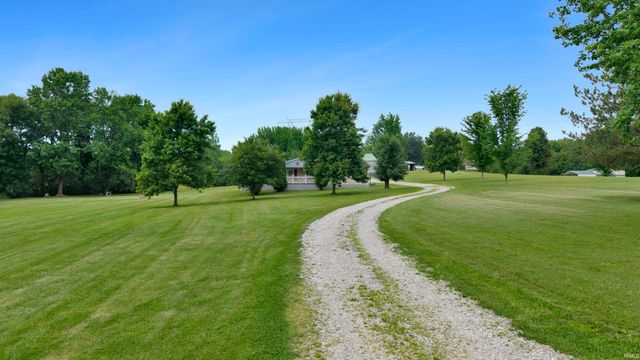 6520 E CR 1000 N, Evanston, IN 47531