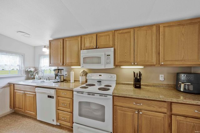 6520 E CR 1000 N, Evanston, IN 47531