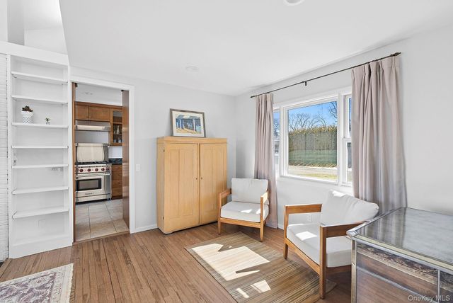 22 Peconic Crescent, Hampton Bays, NY 11946