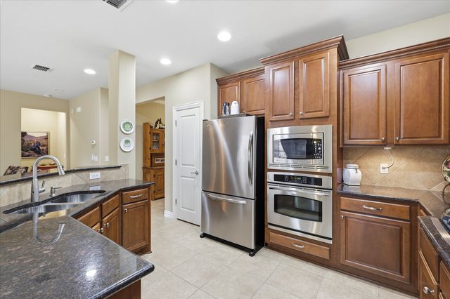 494 Burnswick Isles Way, Frisco, TX 75036