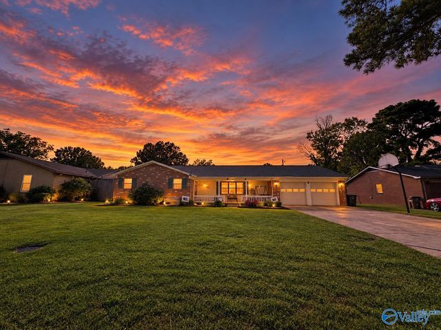 1305 Castleman Avenue SW, Decatur, AL 35601