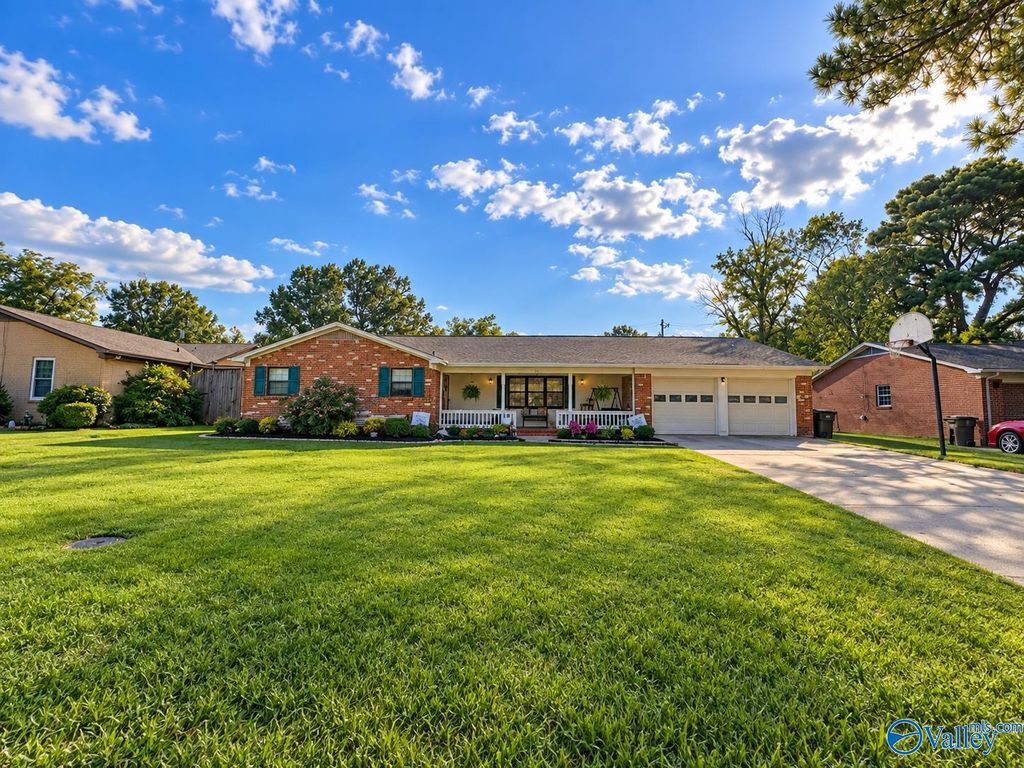 1305 Castleman Avenue SW, Decatur, AL 35601
