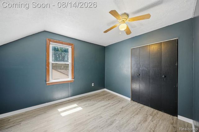477 Marion Avenue, Waterford, MI 48328