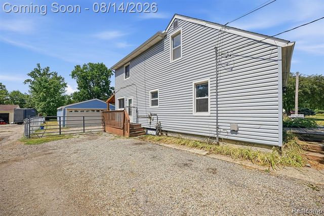 477 Marion Avenue, Waterford, MI 48328