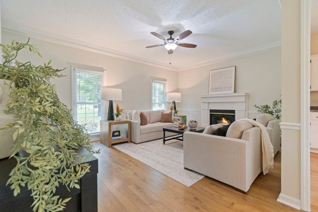 1052 Pleasant Run Rd, Smyrna, TN 37167
