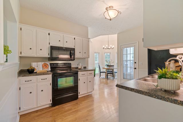 1052 Pleasant Run Rd, Smyrna, TN 37167