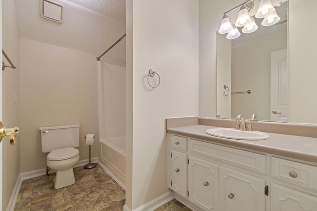 1052 Pleasant Run Rd, Smyrna, TN 37167
