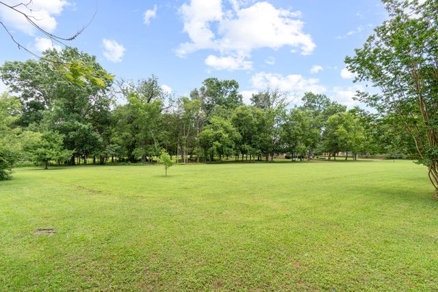 1052 Pleasant Run Rd, Smyrna, TN 37167