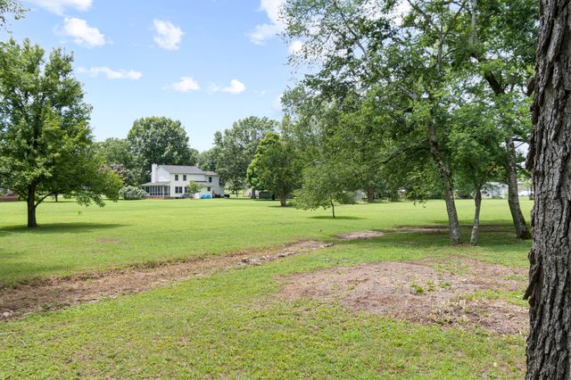 1052 Pleasant Run Rd, Smyrna, TN 37167