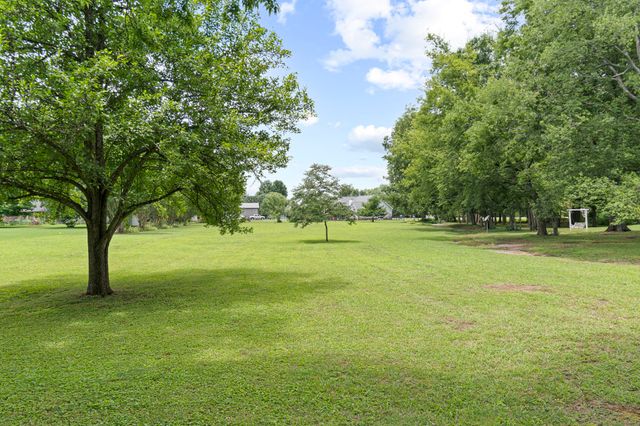 1052 Pleasant Run Rd, Smyrna, TN 37167