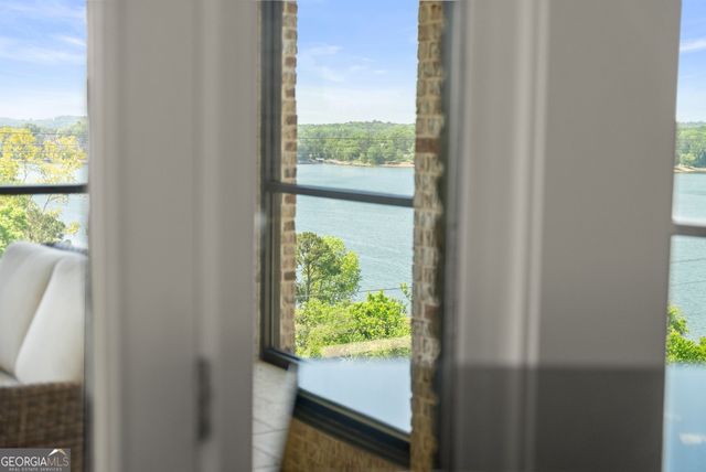 2771 Point Overlook, Gainesville, GA 30501