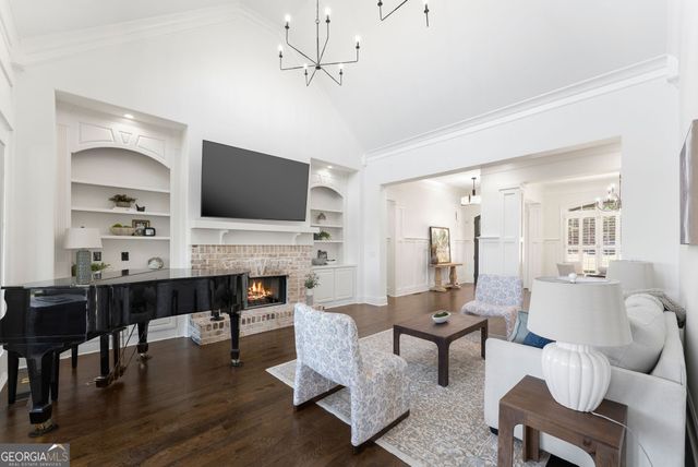 2771 Point Overlook, Gainesville, GA 30501