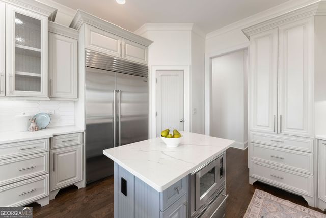 2771 Point Overlook, Gainesville, GA 30501