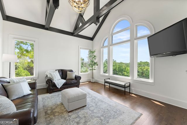 2771 Point Overlook, Gainesville, GA 30501