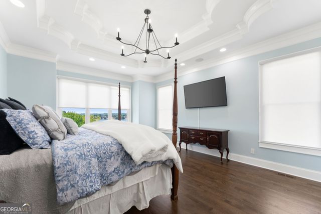 2771 Point Overlook, Gainesville, GA 30501