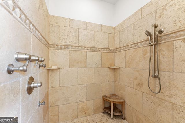 2771 Point Overlook, Gainesville, GA 30501