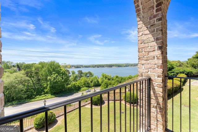 2771 Point Overlook, Gainesville, GA 30501