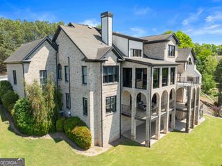 2771 Point Overlook, Gainesville, GA 30501