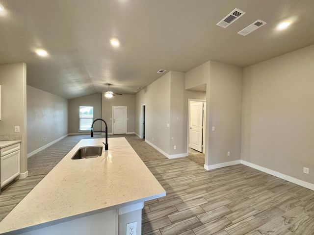 7302 29th Street, Lubbock, TX 79407