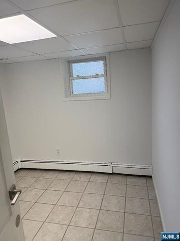 237 Day Avenue, Cliffside Park, NJ 07010