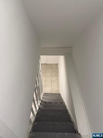 237 Day Avenue, Cliffside Park, NJ 07010