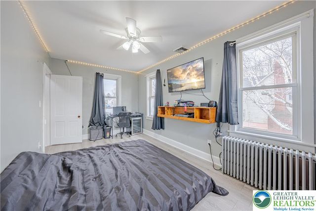 38 West 2nd Street, Wind Gap Boro, PA 18091