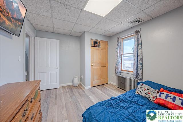 38 West 2nd Street, Wind Gap Boro, PA 18091