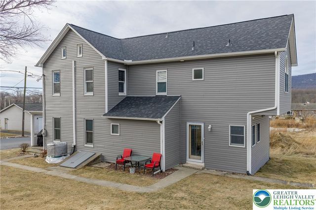 38 West 2nd Street, Wind Gap Boro, PA 18091