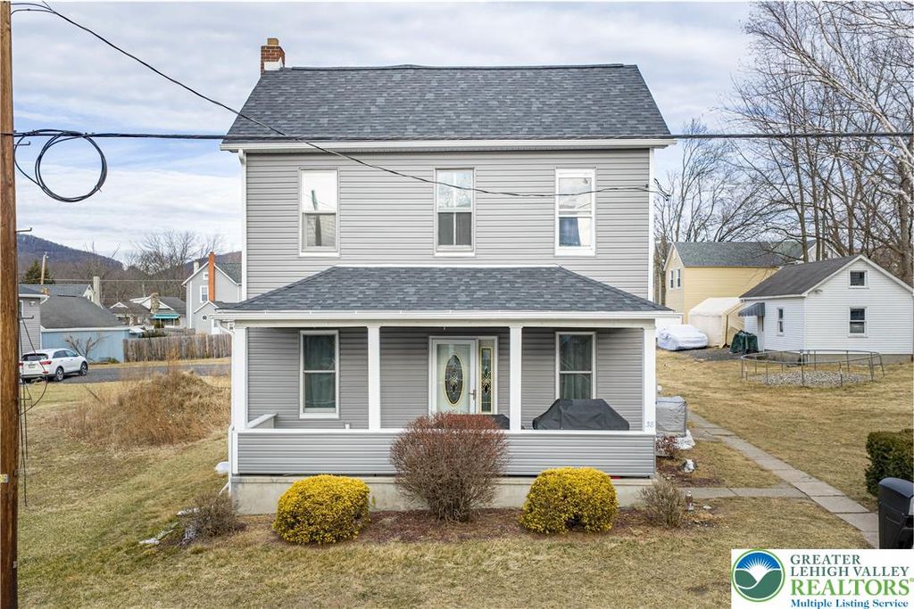 38 West 2nd Street, Wind Gap Boro, PA 18091