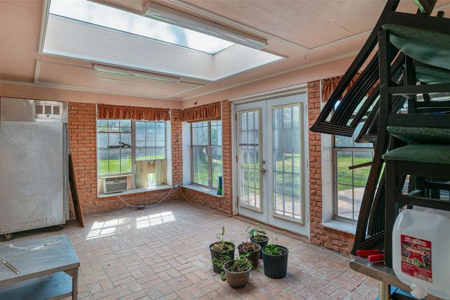 301 Wayne Drive, Shreveport, LA 71105