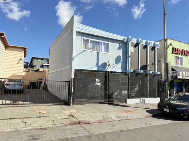 2116 International Blvd, Oakland, CA 94606