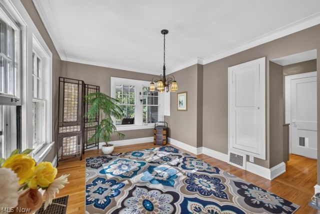 3389 E Monmouth Road, Cleveland, OH 44118
