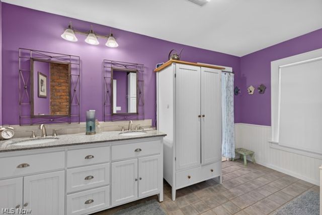 3389 E Monmouth Road, Cleveland, OH 44118