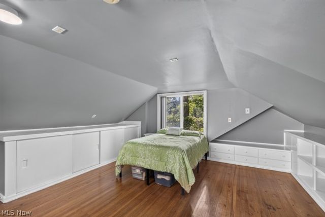 3389 E Monmouth Road, Cleveland, OH 44118