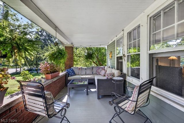3389 E Monmouth Road, Cleveland, OH 44118