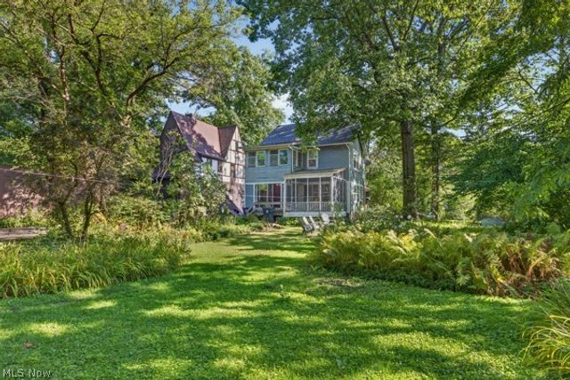 3389 E Monmouth Road, Cleveland, OH 44118