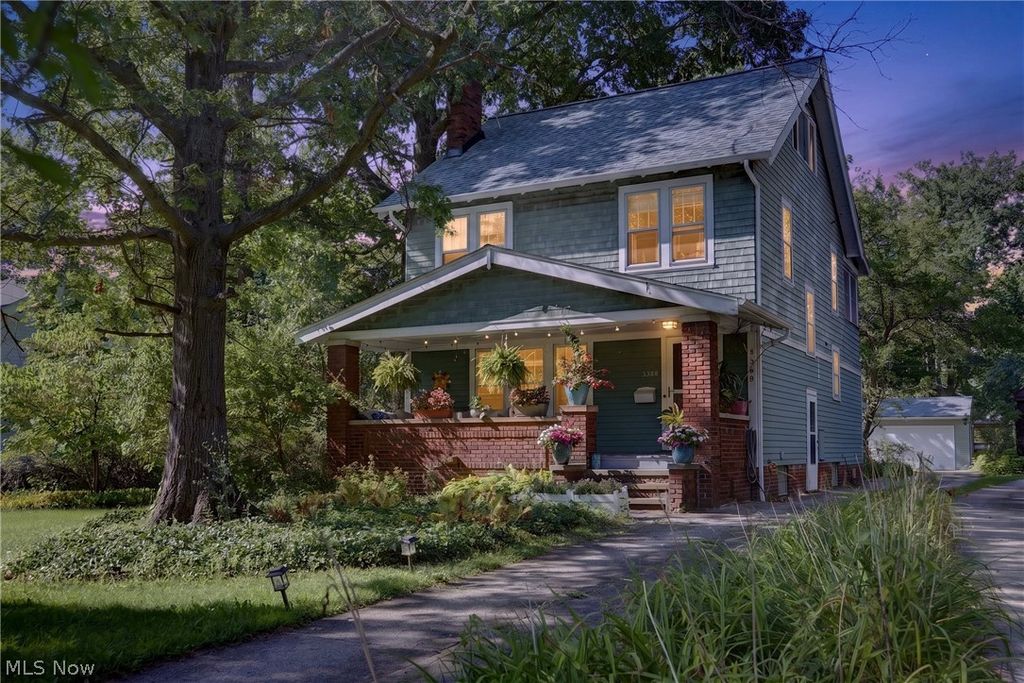 3389 E Monmouth Road, Cleveland, OH 44118