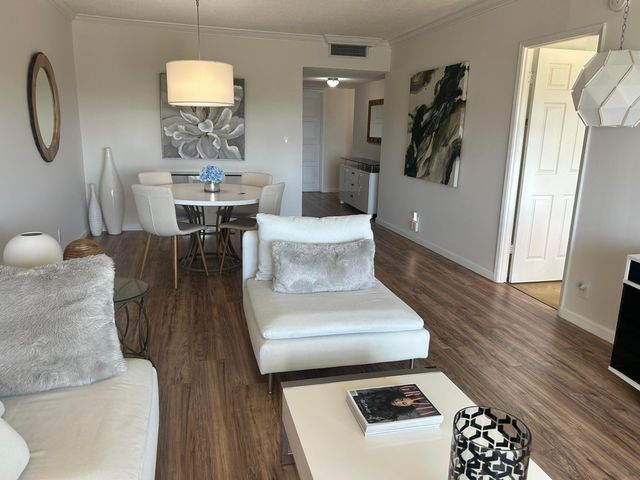 3100 N Palm Aire Drive 706, Pompano Beach, FL 33069