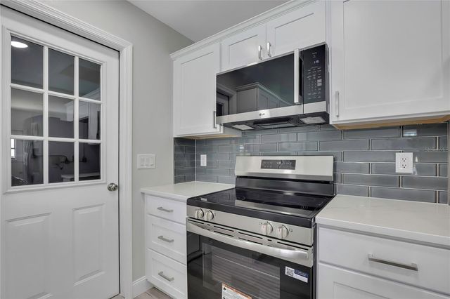9312 LAKE CHRISTINA LANE, Port Richey, FL 34668