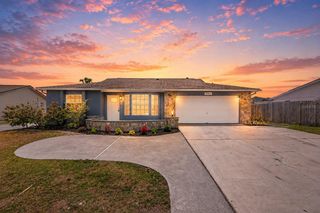 9312 LAKE CHRISTINA LANE, Port Richey, FL 34668