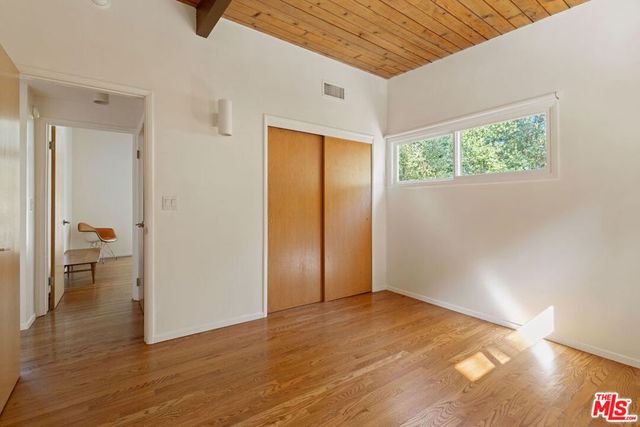 1335 Columbia Drive, Glendale, CA 91205