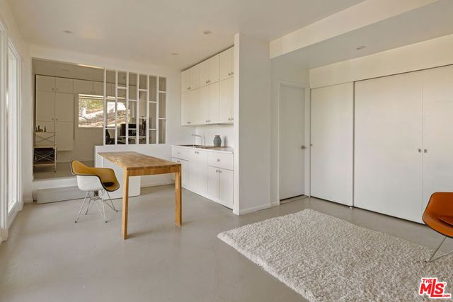 1335 Columbia Drive, Glendale, CA 91205