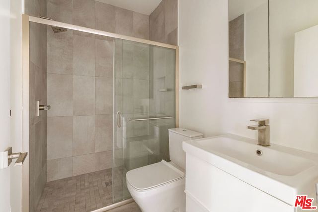 1335 Columbia Drive, Glendale, CA 91205