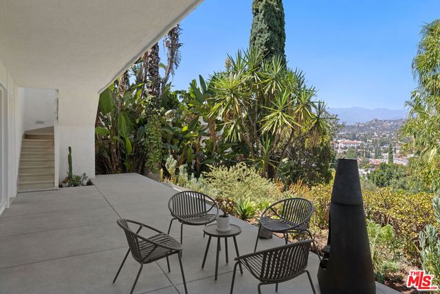 1335 Columbia Drive, Glendale, CA 91205